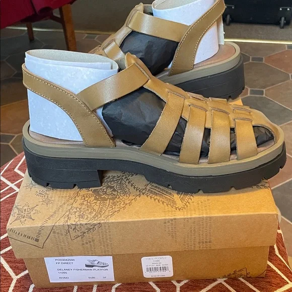 Gold and Black Strappy Delaney Fisherman Platfor Sandals - Picture 6 of 11